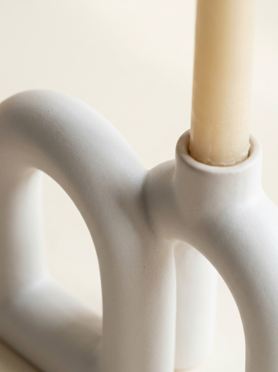 Lume Arch Ceramic Candle Holder - arch detail